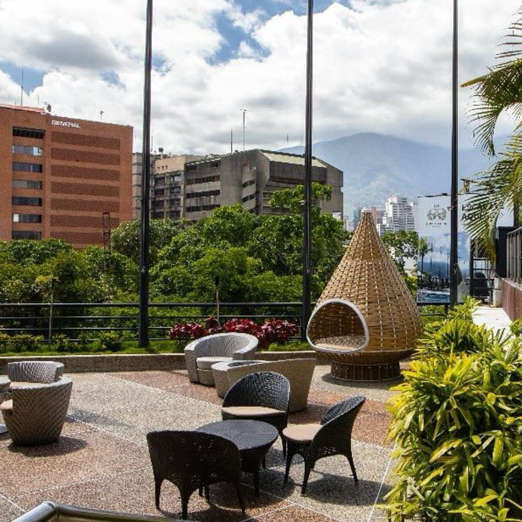 Hotel Building Caracas-2